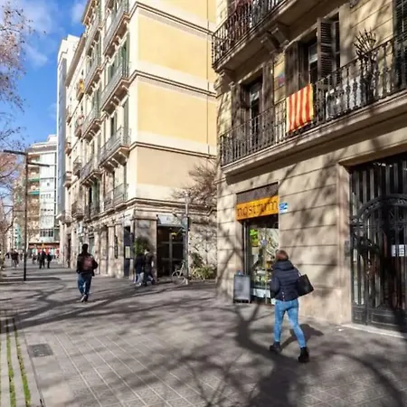 Passeig Sant Joan Апартаменты
